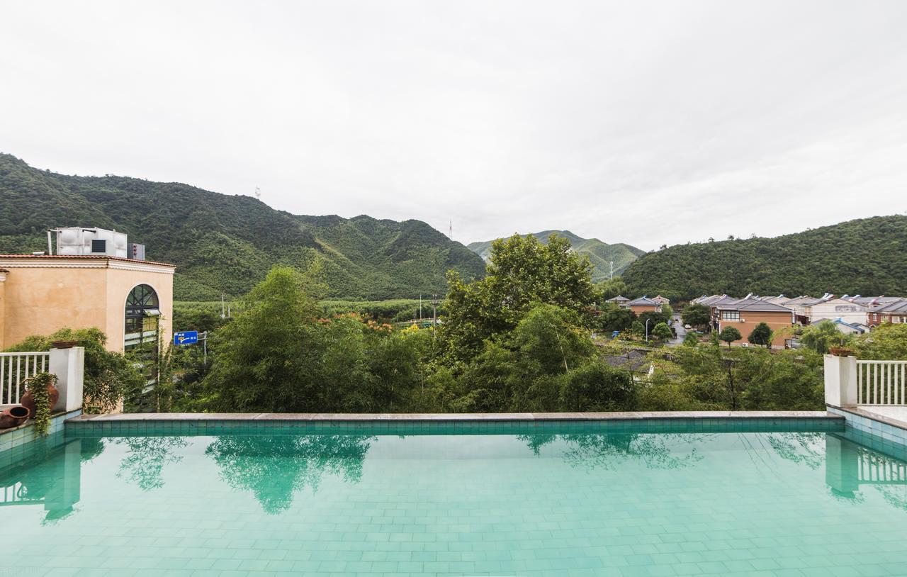 Green With The Resort Huzhou Exterior foto